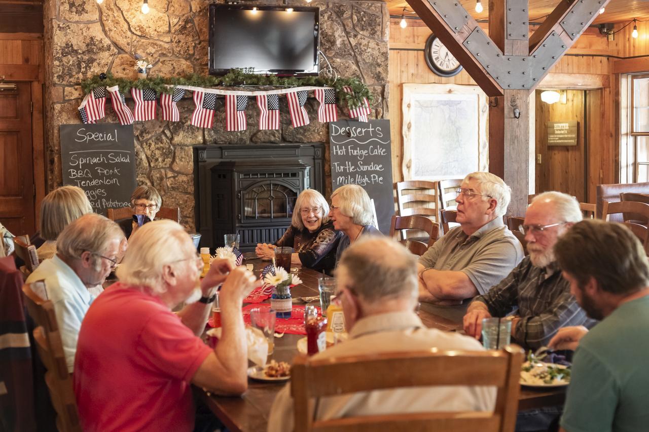 Arrowhead Mountain Lodge Cimarron Extérieur photo